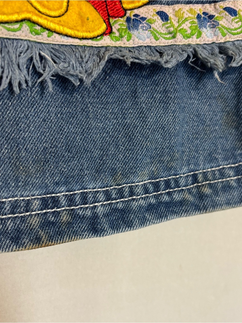 Vtg. Y2K Winnie the Pooh 12M Denim Overall Dress - Pink & Yellow Appliqué - Picture 5 of 9